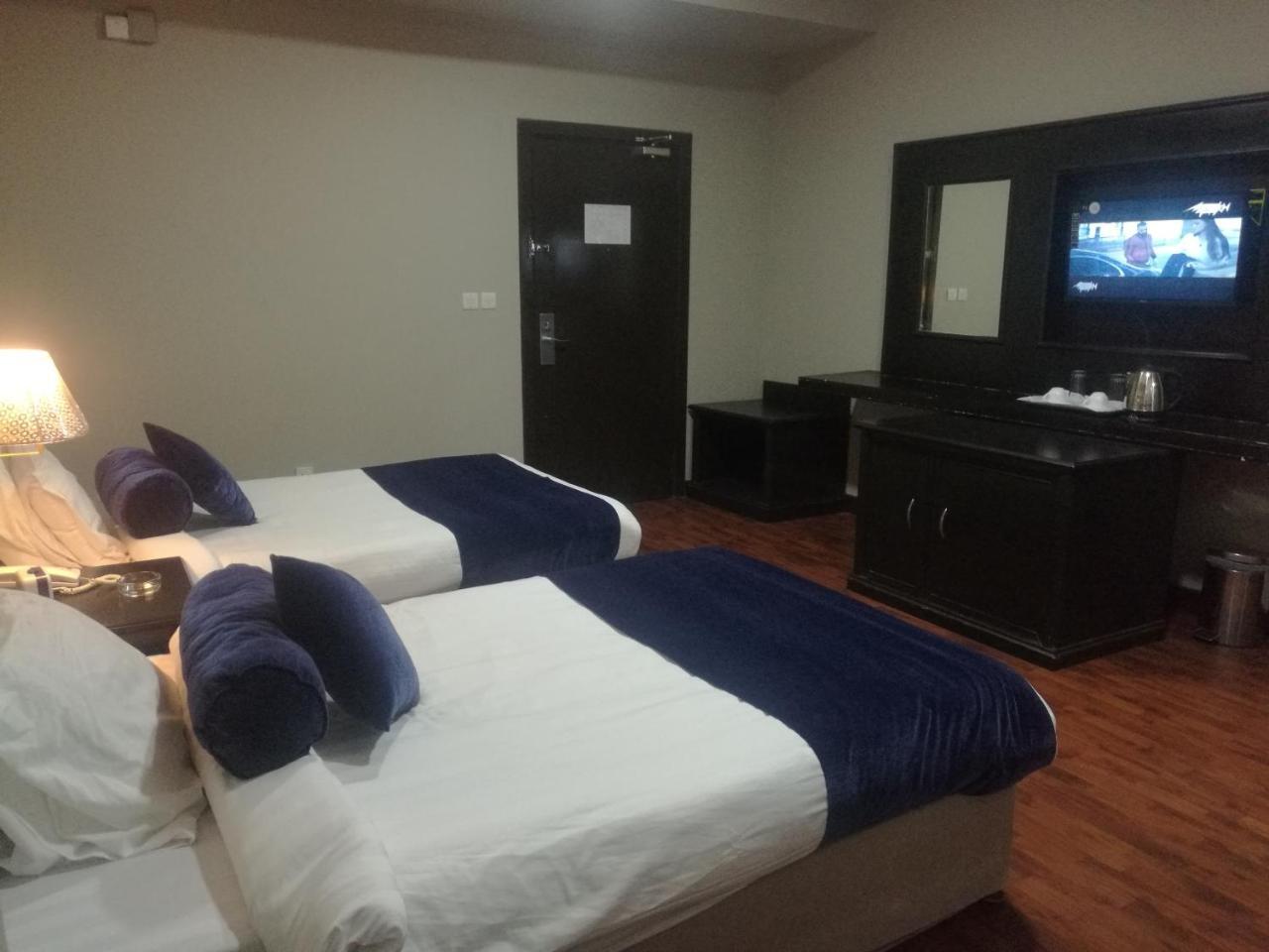 Mirador Hotel มานามา ภายนอก รูปภาพ